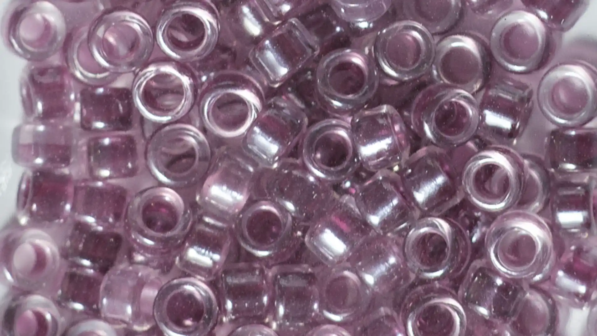 Perlen 2.5mm  -  "Plum"