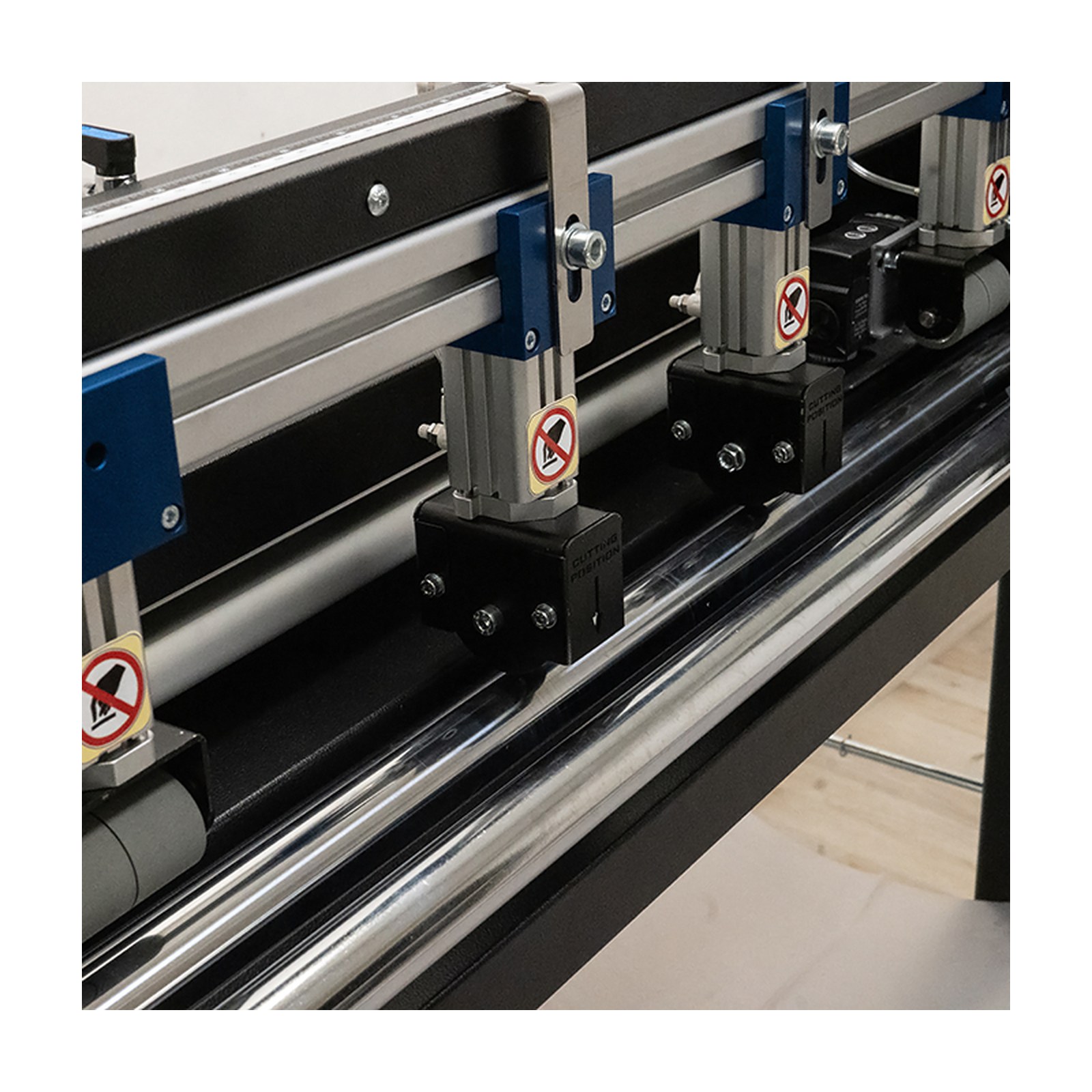 Neolt Vertikal-Schneideinheit fuer XY DTF Cutter